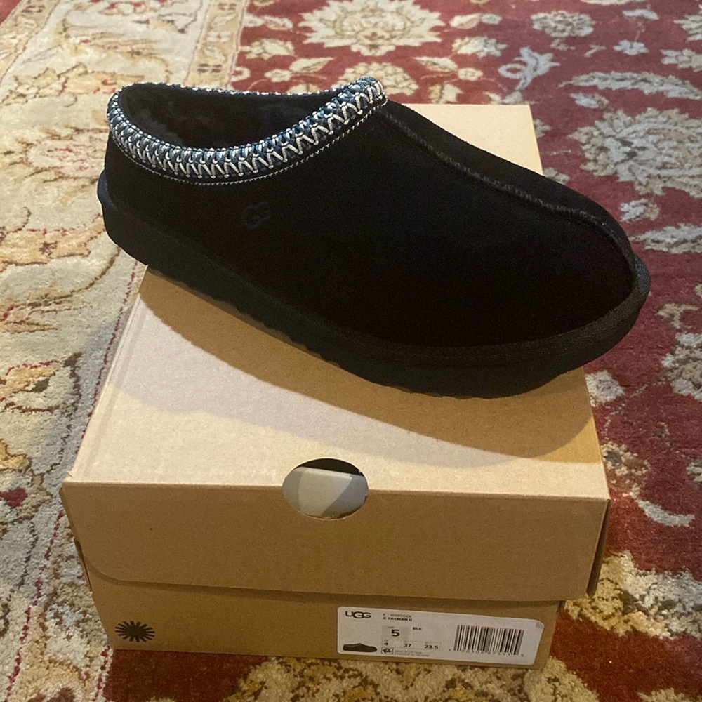 UGG Tasman II BIG kids- Black